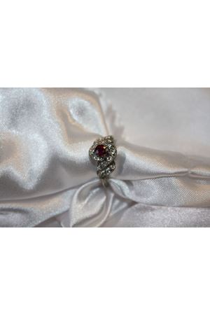 Antika Yakutlu Salyangoz Yüzük