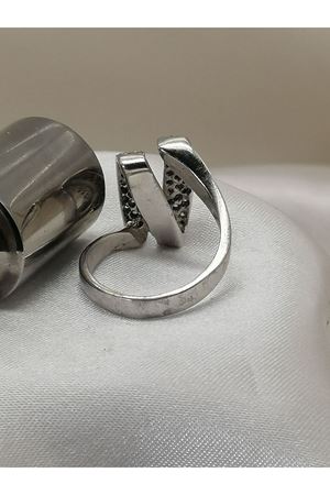 Antika Platin Modeli Esli Pırlanta Yüzük