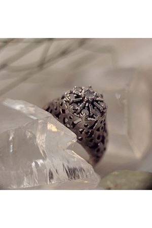 Vintage Tasarım  Platin Modeli Kazayağı Pırlanta Taşlı yüzük