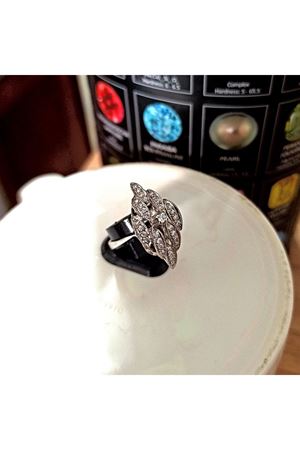 Vintage Tasarım Platin Modeli Baklava Temalı Pırlanta Mekik Yüzük