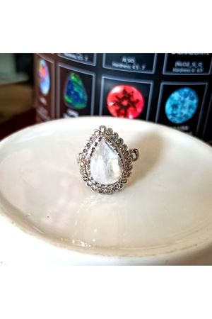 Vintage Tasarım Platin Modeli Damla Temalı Ay Taşlı Pırlanta Yüzük