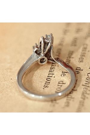 Vintage Tasarım Platin Modeli Orkide Temalı Yakut Taşlı Pırlanta Yüzük