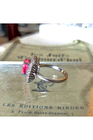 Vintage Tasarım Platin Modeli Pırlanta ve Pembe Safir Taşlı Çift Sıralı Anturaj Kare Yüzük