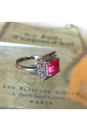 Vintage Tasarım Platin Modeli Pırlanta ve Pembe Safir Taşlı Çift Sıralı Anturaj Kare Yüzük