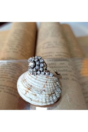 Antika Platin Modeli Salyangoz Temalı Pırlanta yüzük