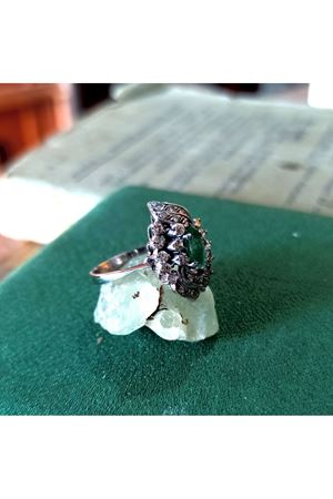 Antika Pırlanta Taşlı Platin Modeli Zümrütlü Mekik Kolye