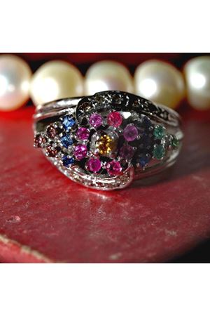 Antika Platin Modeli Pırlanta ve Değerli Taşlı Salyangoz Yüzük