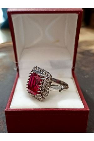 Özel Tasarım  Diffusion Yakut Anturaj Yüzük