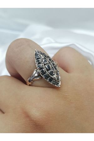 Antika El İşi Siyah Elmaslı Klasik Mekik Yüzük