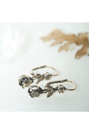 Antika Elmas Taşlı Askılı Sallantılı Yapraklı Pilsa Küpe