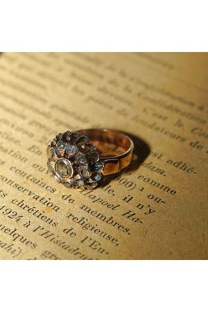 Antika Elmas Taşlı Gül yüzük