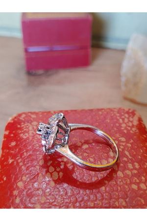 Vintage Tasarım Platin Modeli Pırlanta ve Safir Taşlı Kösem Yüzük