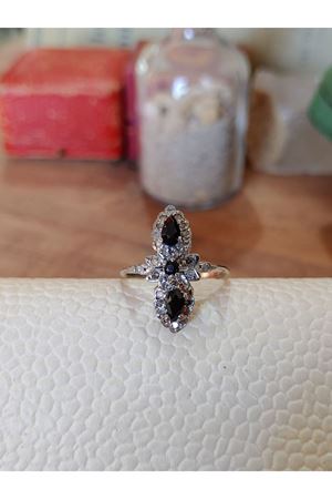 Vintage Tasarım Platin Modeli  Safir taşlı Pırlanta Mekik Yüzük 