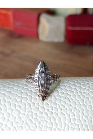 Platin Modeli Vintage Tasarım Mekik Yüzük