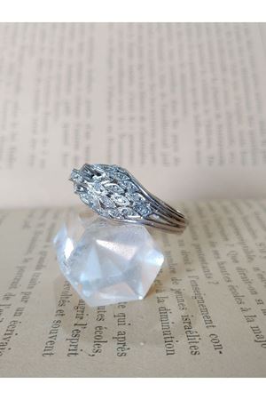 Vintage Tasarım  Platin Modeli Pırlanta Kazayağı Yüzük