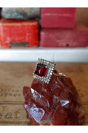 Vintage Tasarım Platin Modeli Pırlanta ve Garnet Taşlı Çift Sıralı Anturaj Kare Yüzük