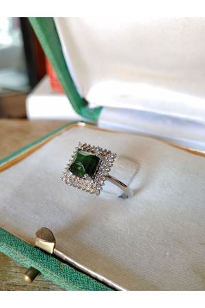 Vintage Tasarım Platin Modeli Pırlanta ve Hakiki Jade Taşlı Çift Sıralı Anturaj Kare Yüzük