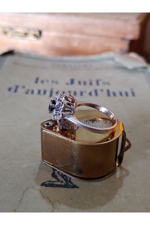 Vintage Tasarım Platin Modeli  Safir Taşlı Anturaj Yüzük