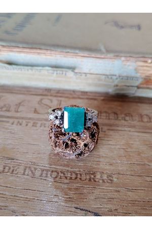 Prizmatik Zümrüt Taşlı Fantazi Pırlanta Yüzük 