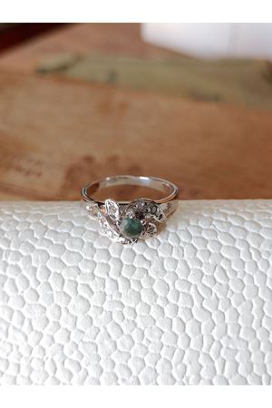 Vintage Tasarım Zümrüt Taşlı Yüzük