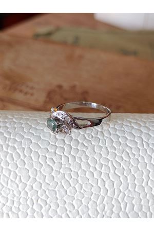 Vintage Tasarım Zümrüt Taşlı Yüzük