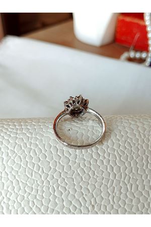 Vintage Tasarım Platin Modeli Safir Kakmalı Zümrüt Taşlı Anturaj Temalı Yüzük