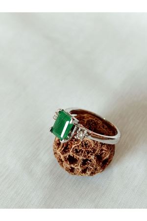 Vintage Tasarım Dikdörtgen Zümrüt Yüzük