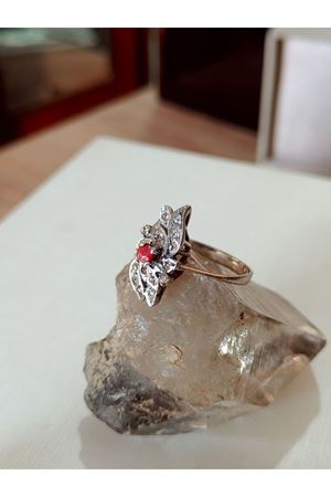 Vintage Tasarım Yakut Taşlı Yüzük