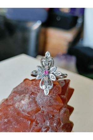 Vintage Tasarım Yakut Taşlı Yüzük