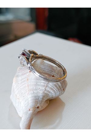 Vintage Tasarım Yakut Taşlı Yüzük