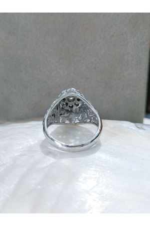 Vintage Tasarım Pırlanta Taşlı Kazayağı Yüzük