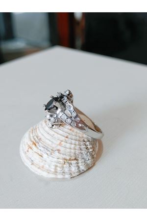 Vintage Tasarım Pırlanta ve Safir Taşlı Yüzük