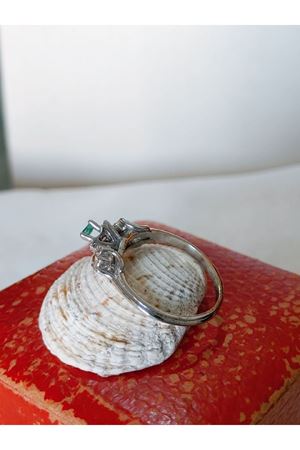 Vintage Tasarım Pırlanta ve Zümrüt Taşlı Yüzük