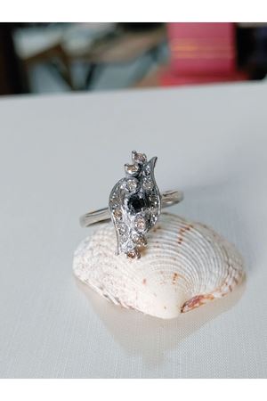 Vintage Tasarım Pırlanta ve Safir Taşlı Yüzük