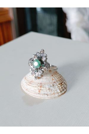 Vintage Tasarım Pırlanta ve Zümrüt Taşlı Mekik Yüzük