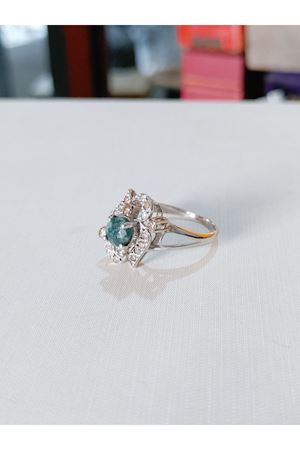 Vintage Tasarım Pırlanta ve Zümrüt Taşlı Yüzük