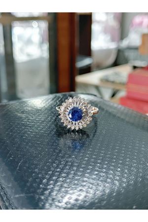 Vintage Tasarım Pırlanta ve Safir Taşlı Yeni Form Yüzük