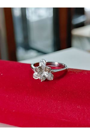 Vintage Tasarım Pırlanta Taşlı Yüzük