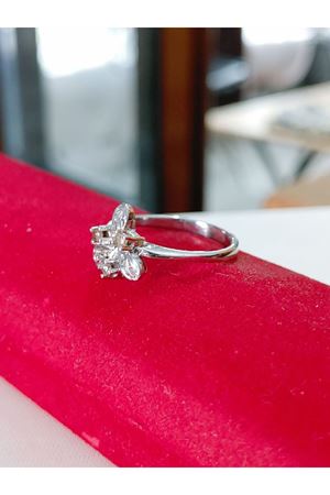 Vintage Tasarım Pırlanta Taşlı Yüzük