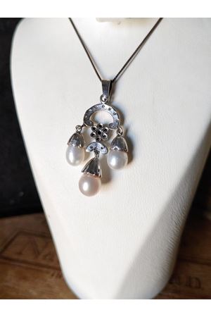 Vintage Tasarım Çan Model Pırlanta ve İncili Kolye 